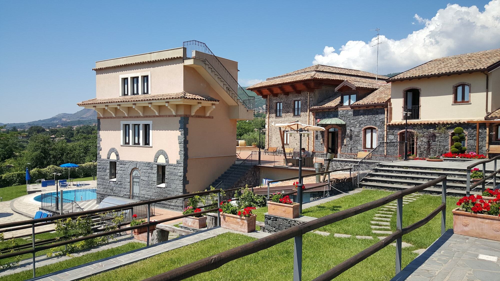 Antico Borgo Petralia Landhuis